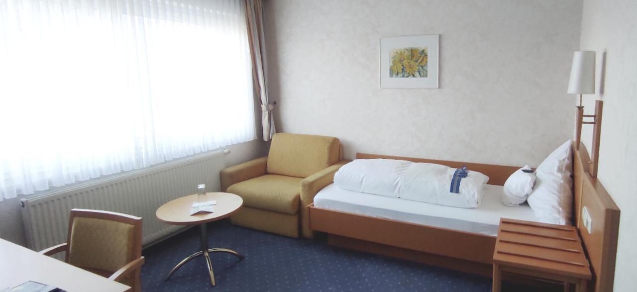 Hotel Hellers Twenty Four II -24H-Check-In- FDH Extérieur photo