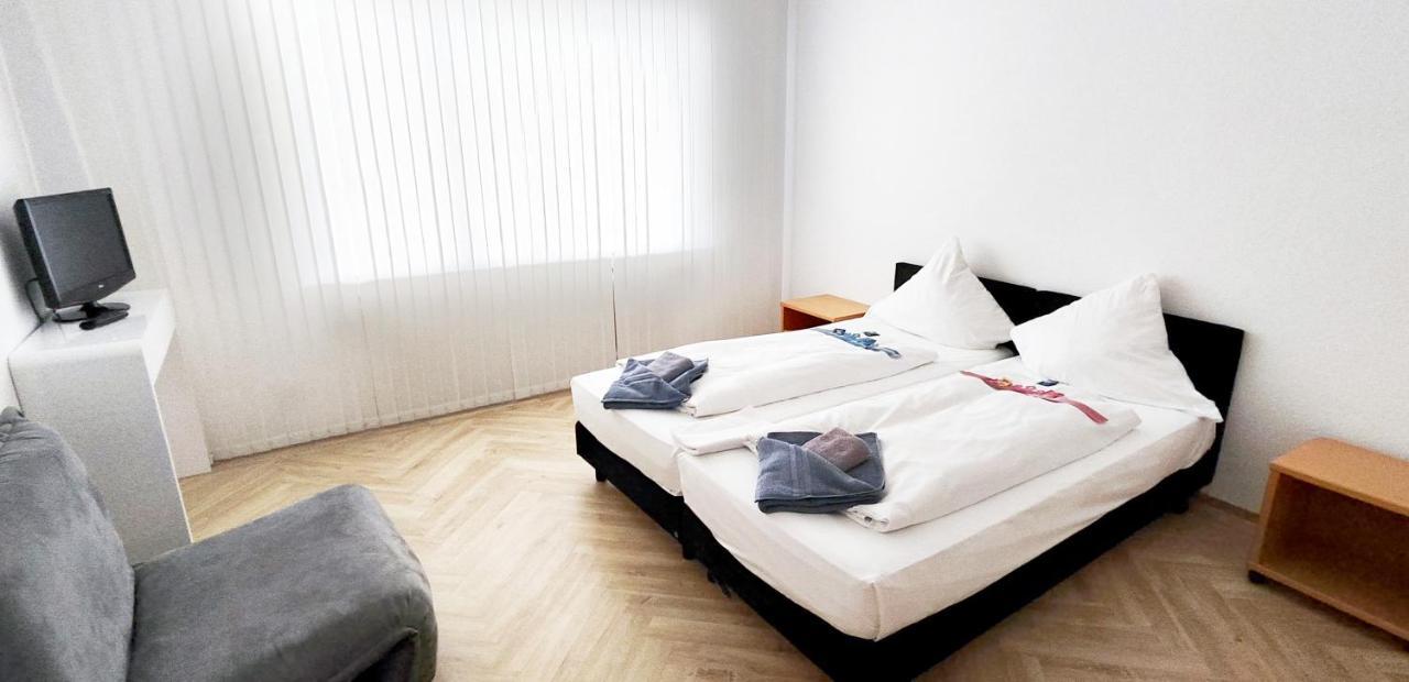 Hotel Hellers Twenty Four II -24H-Check-In- FDH Extérieur photo