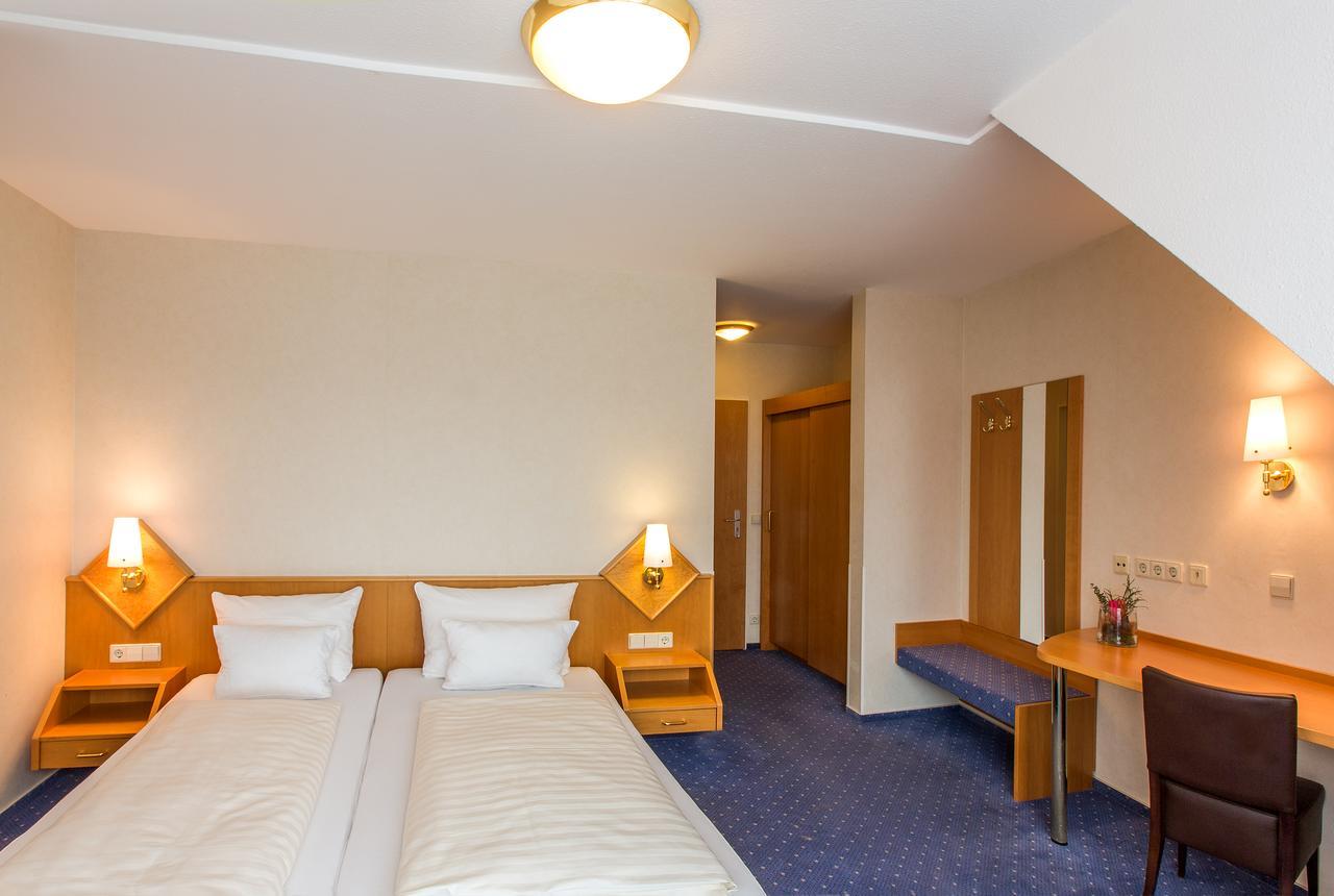 Hotel Hellers Twenty Four II -24H-Check-In- FDH Extérieur photo