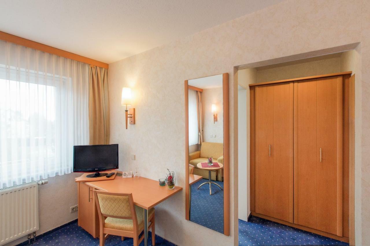 Hotel Hellers Twenty Four II -24H-Check-In- FDH Extérieur photo